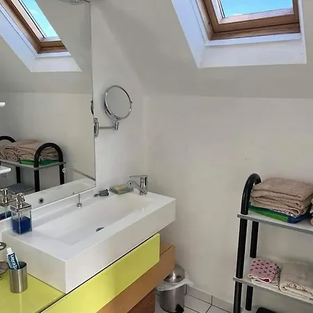 Feriehus Jolie Maison De Avec Terrasse Et Jardin Warcq