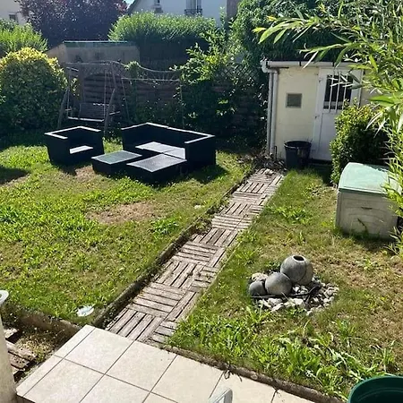 Feriehus Jolie Maison De Avec Terrasse Et Jardin *