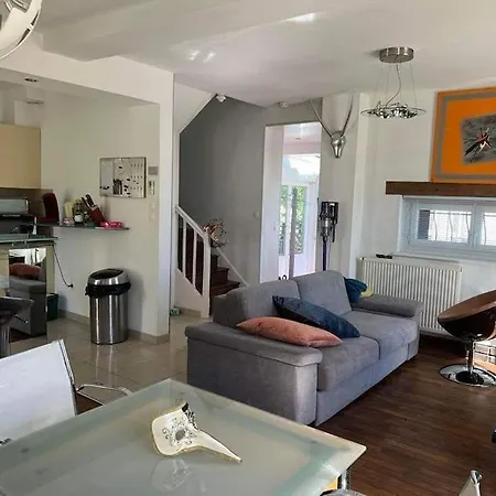 Feriehus Jolie Maison De Avec Terrasse Et Jardin *